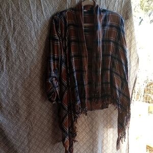 EnCreme plaid shacket ,size M,brown, navy,pre-owned,
